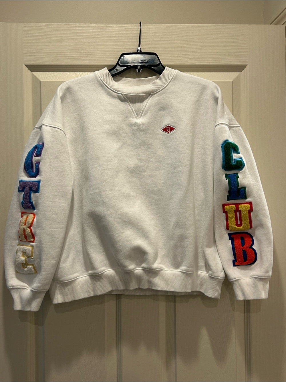 Club Graphic White Crewneck Sweatshirt with Multicolor Sleeve Letters